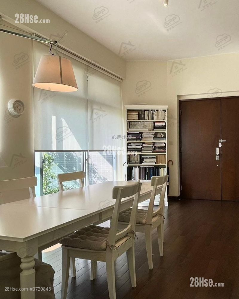 南岸 售盘 3 房 , 2 浴室 928 平方尺