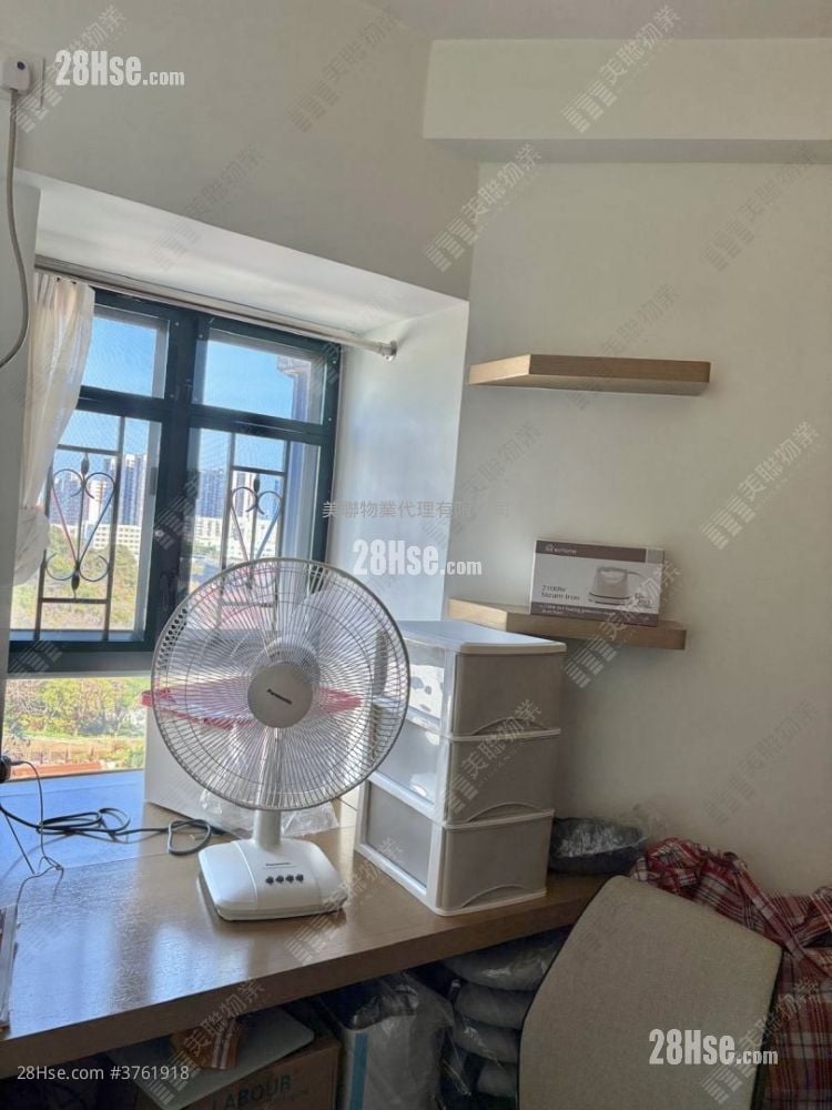 Greenery Place Sell 3 Bedrooms , 2 Bathrooms 696 ft²