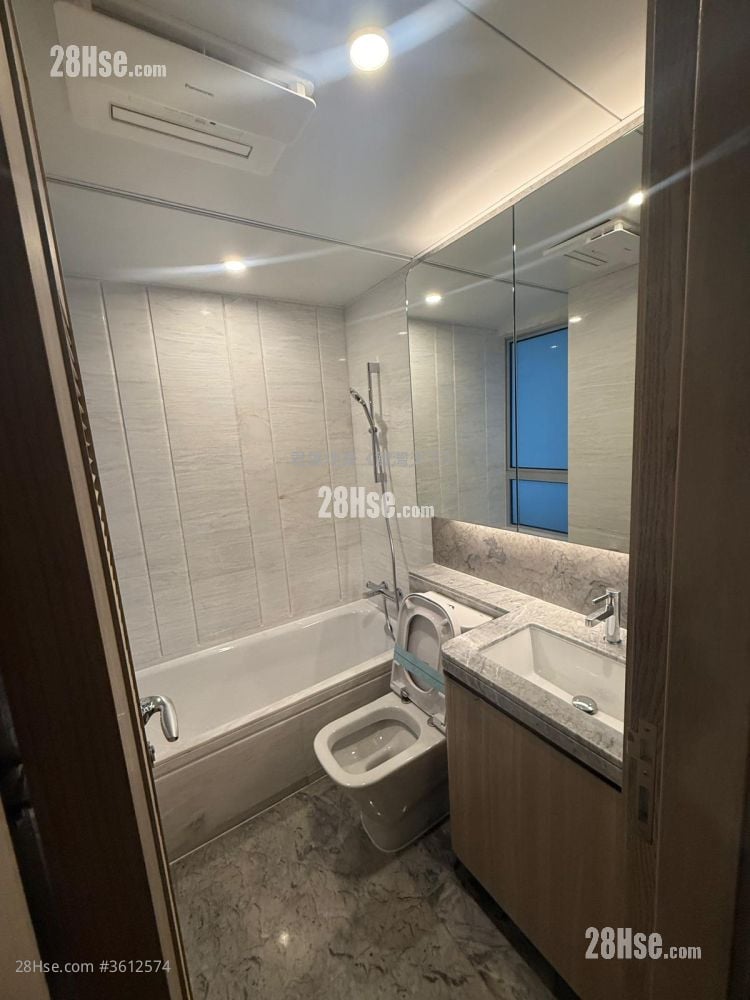 The Coast Line Sell 3 Bedrooms , 2 Bathrooms 718 ft²