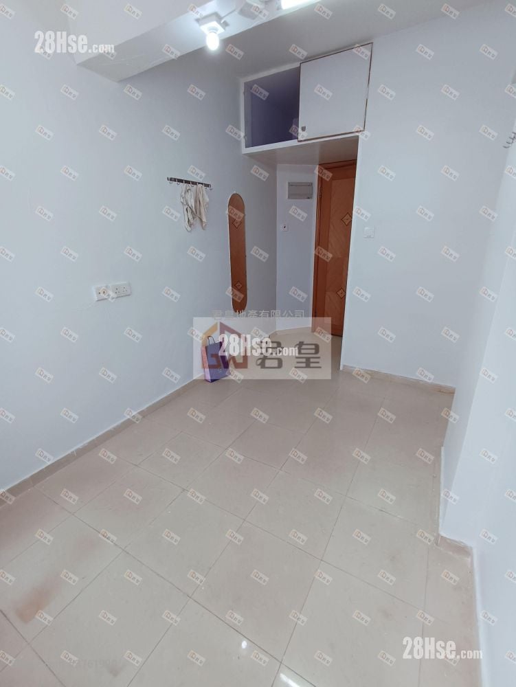 Chun Po House Sell 2 Bedrooms , 1 Bathroom 312 ft²