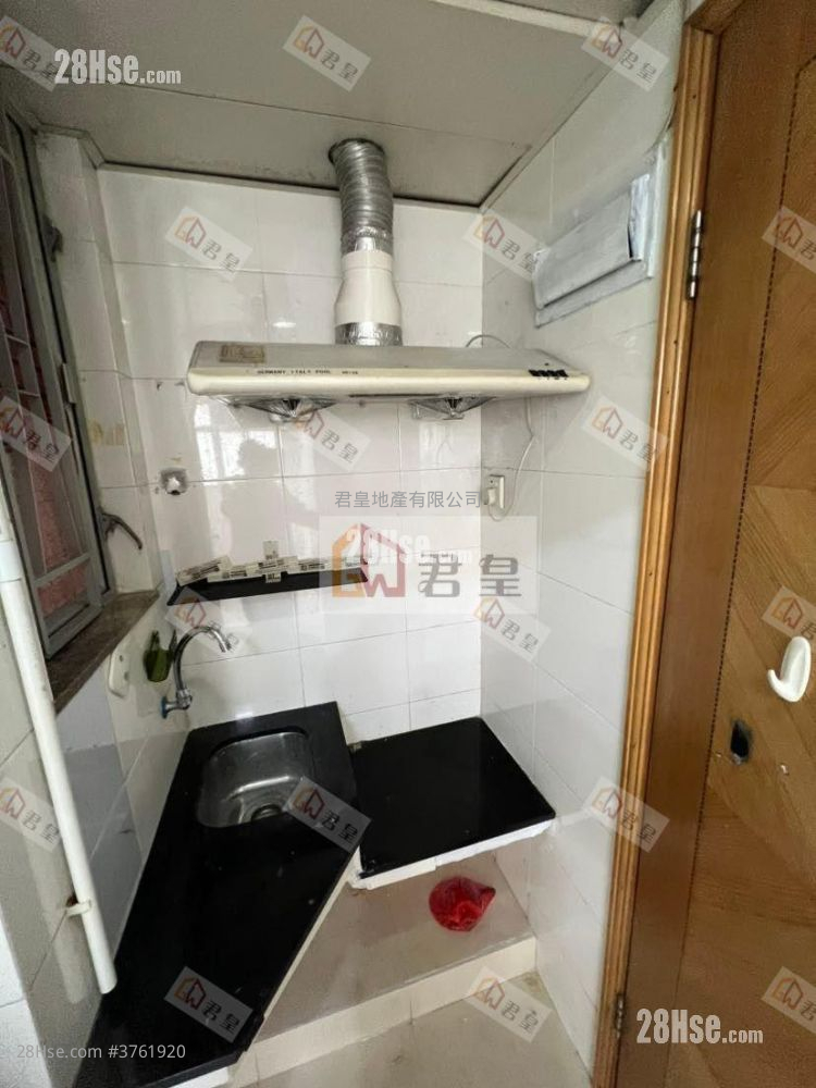 Chun Po House Sell 2 Bedrooms , 1 Bathroom 312 ft²