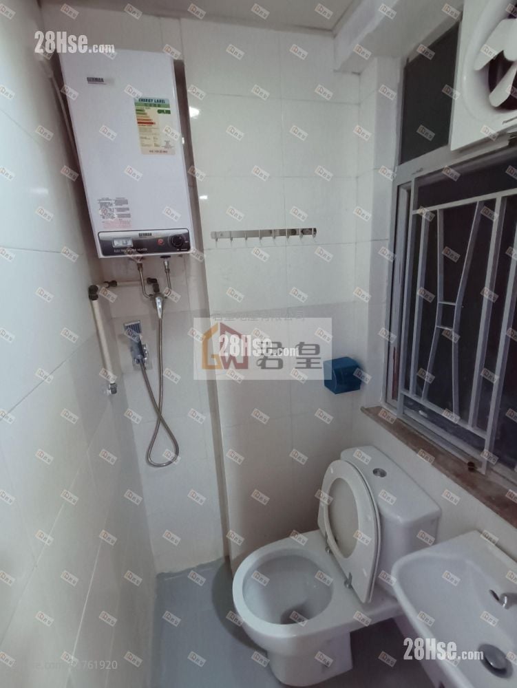 Chun Po House Sell 2 Bedrooms , 1 Bathroom 312 ft²