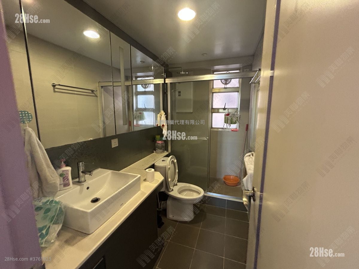 雅士花园 售盘 3 房 , 3 浴室 1,056 平方尺