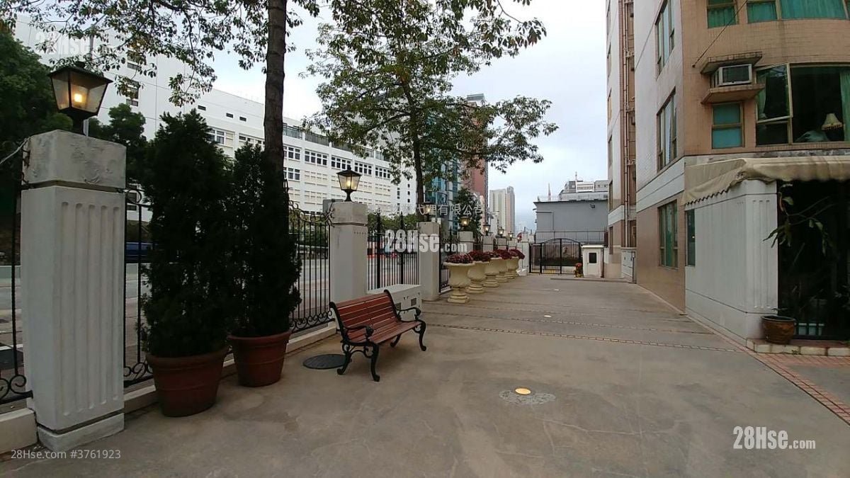 雅士花园 售盘 3 房 , 3 浴室 1,056 平方尺