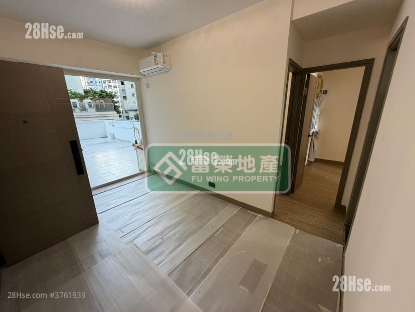 Yen Yee Mansion Sell 2 Bedrooms , 1 Bathroom 381 ft²