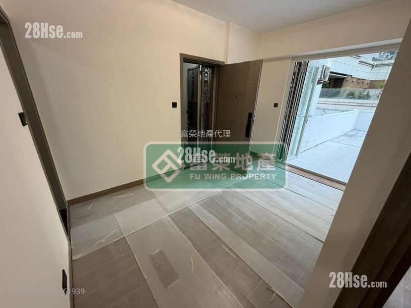 Yen Yee Mansion Sell 2 Bedrooms , 1 Bathroom 381 ft²