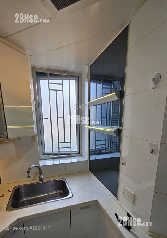 Festival City Sell 3 Bedrooms , 2 Bathrooms 742 ft²