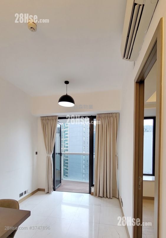 維峯 租盤 1 房 , 1 浴室 284 平方呎