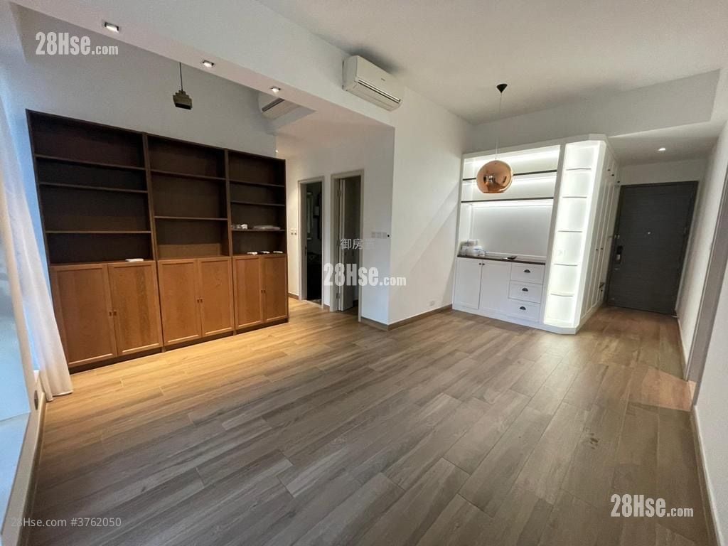 Napa Sell 3 Bedrooms , 2 Bathrooms 811 ft²