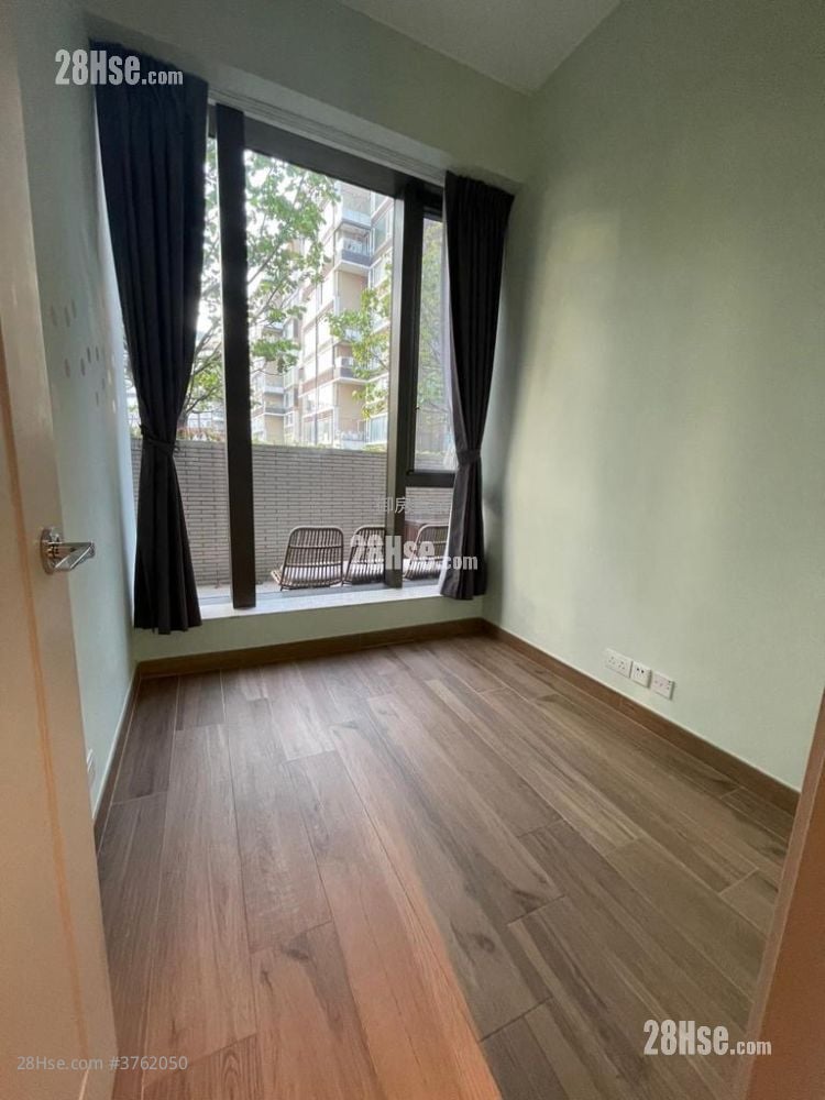 Napa Sell 3 Bedrooms , 2 Bathrooms 811 ft²