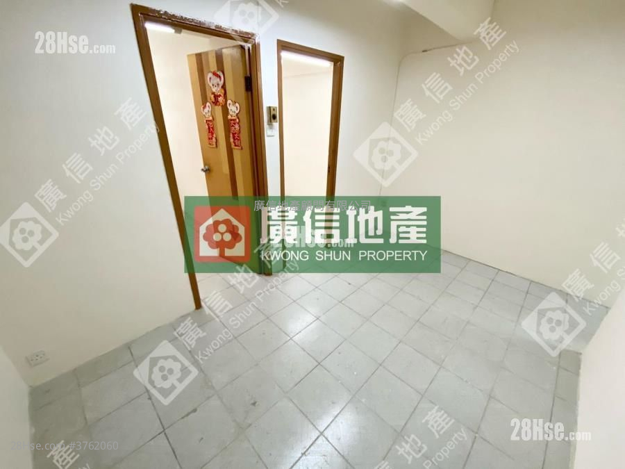 广源大厦 售盘 2 房 , 1 浴室 393 平方尺