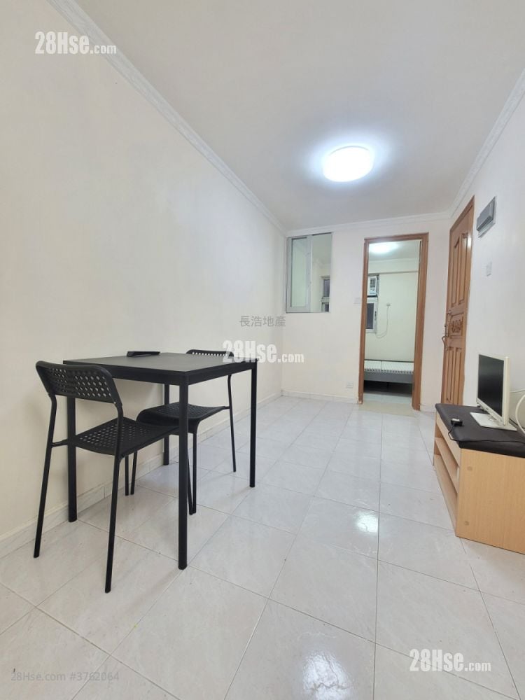 村屋 售盘 2 房 , 1 浴室 360 平方尺