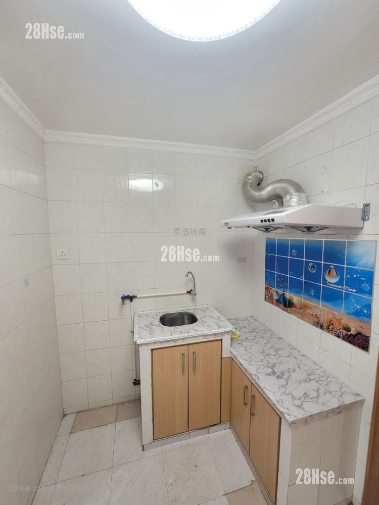 村屋 售盘 2 房 , 1 浴室 360 平方尺