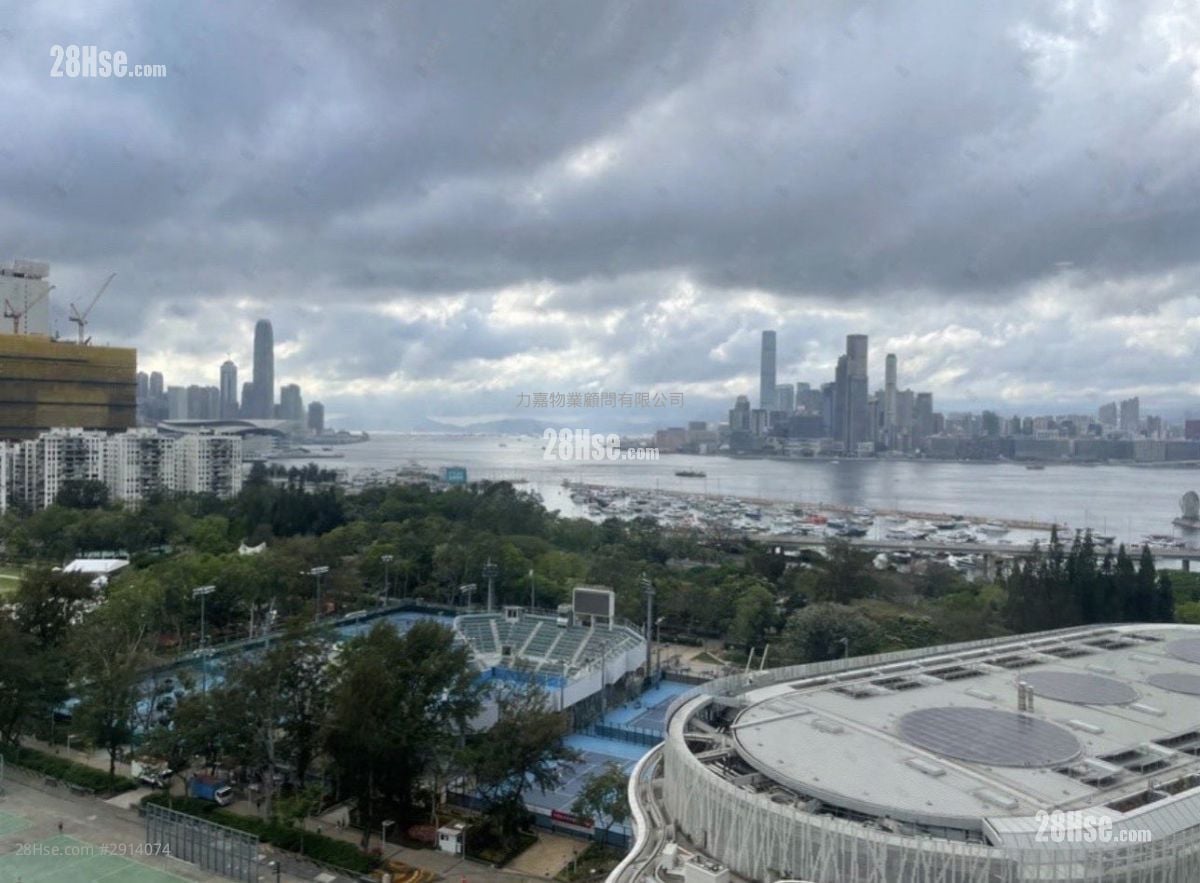 Park Towers Sell 3 Bedrooms , 3 Bathrooms 998 ft²