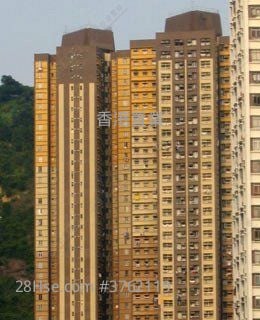 Lok Nga Court Sell 1 Bathroom 483 ft²