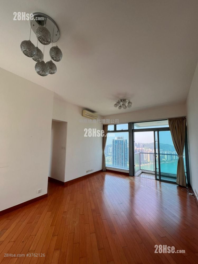 御凯 售盘 4 房 , 3 浴室 947 平方尺