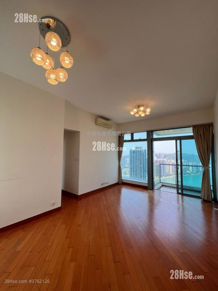 御凯 售盘 4 房 , 3 浴室 947 平方尺