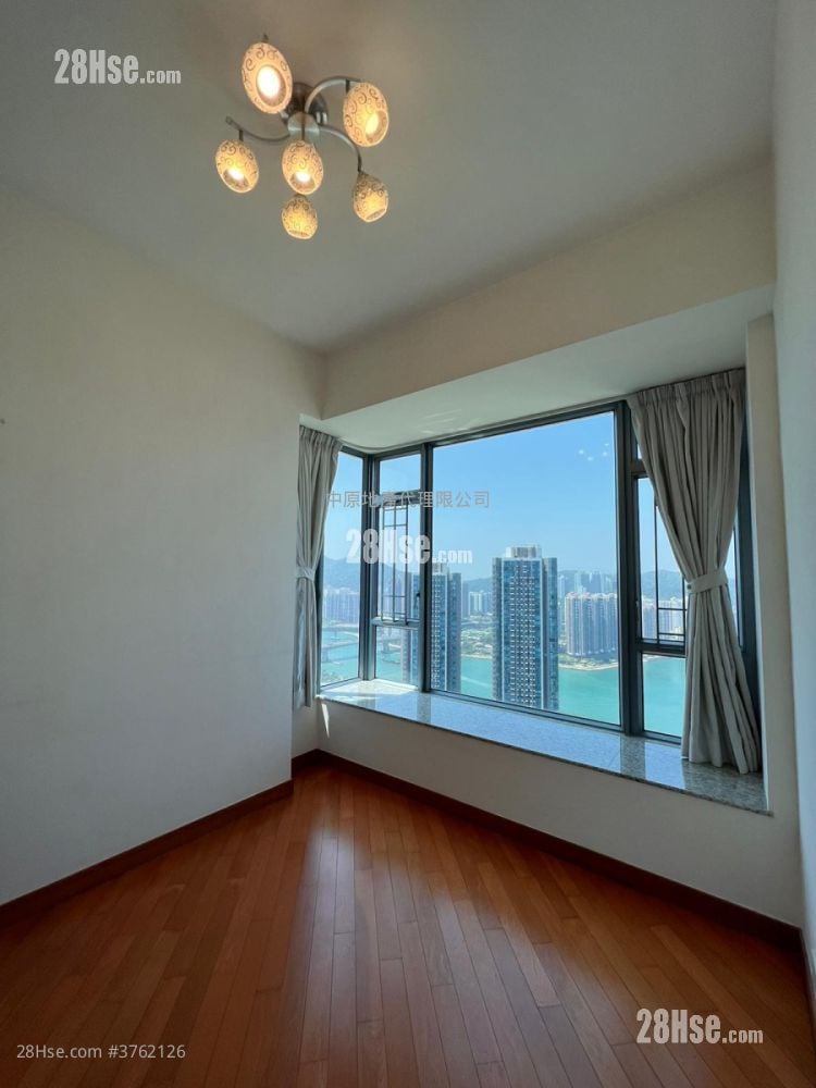 御凯 售盘 4 房 , 3 浴室 947 平方尺