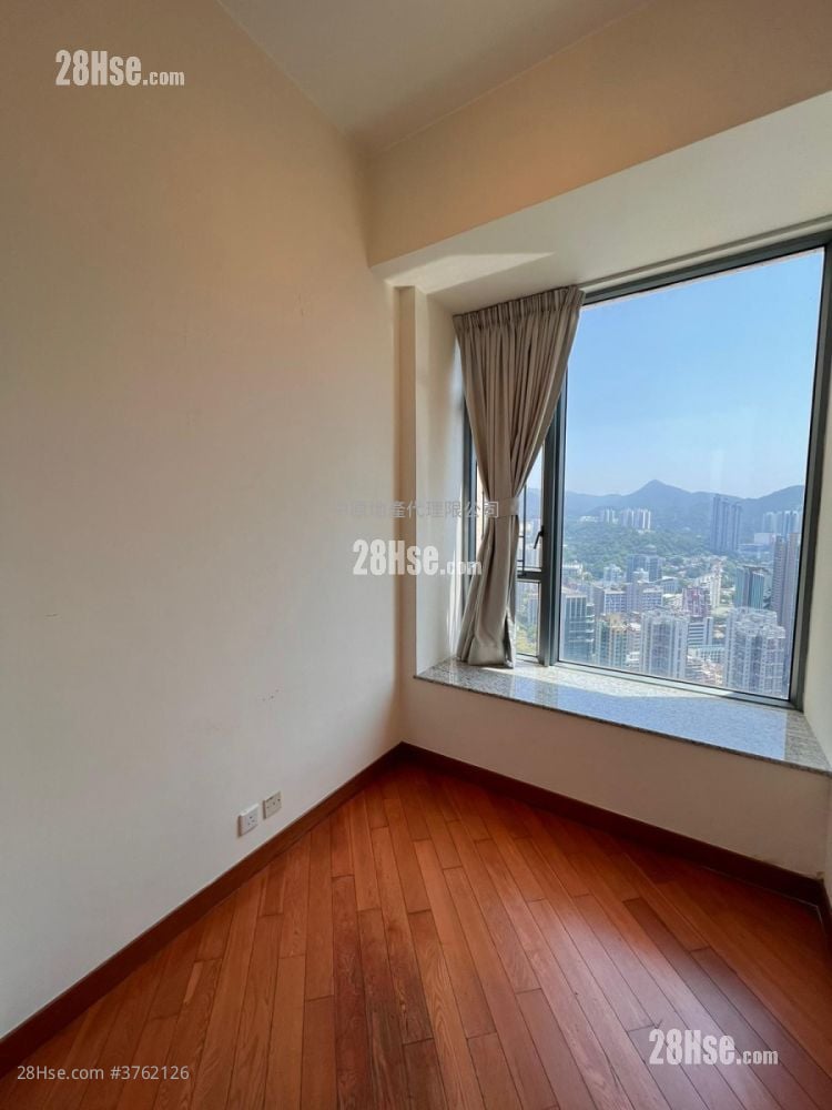 御凯 售盘 4 房 , 3 浴室 947 平方尺