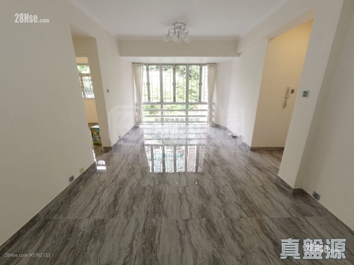 7A Comfort Terrace Sell 3 Bedrooms , 1 Bathroom 691 ft²