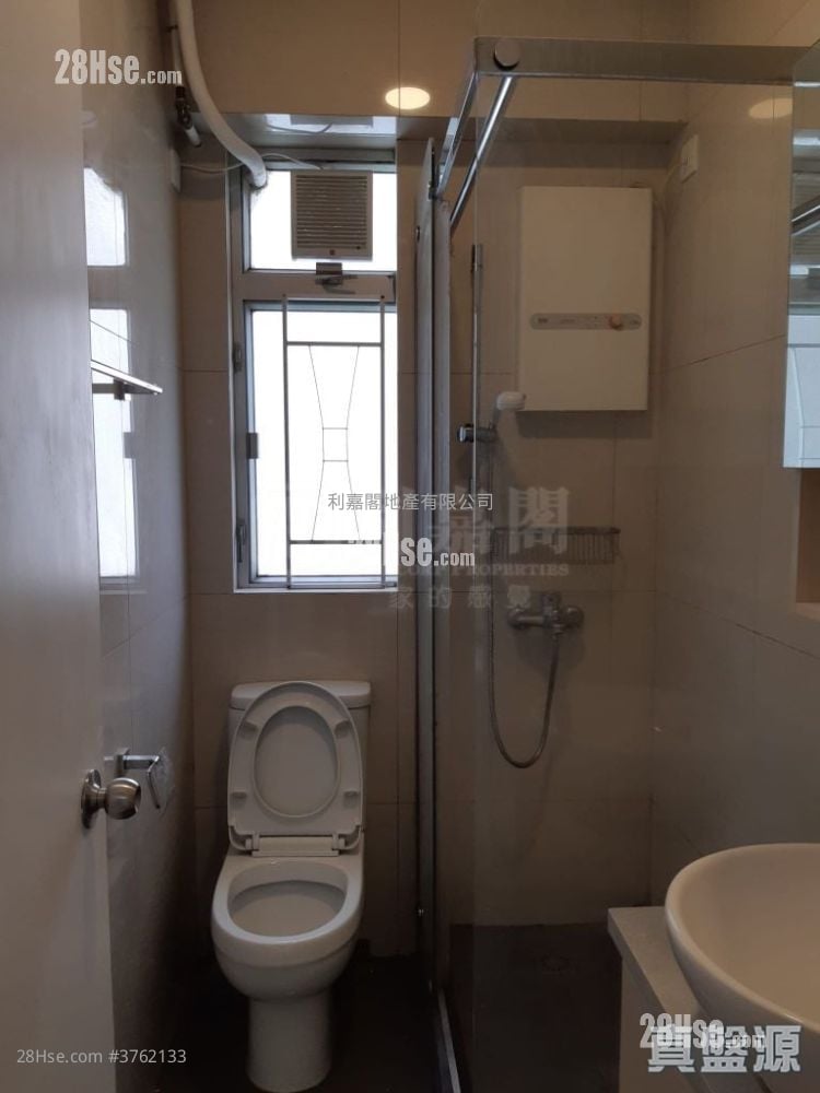 7A Comfort Terrace Sell 3 Bedrooms , 1 Bathroom 691 ft²