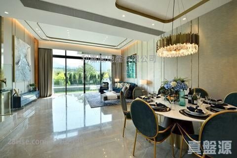 Monterey 售盘 4 房 , 3 浴室 2,001 平方尺