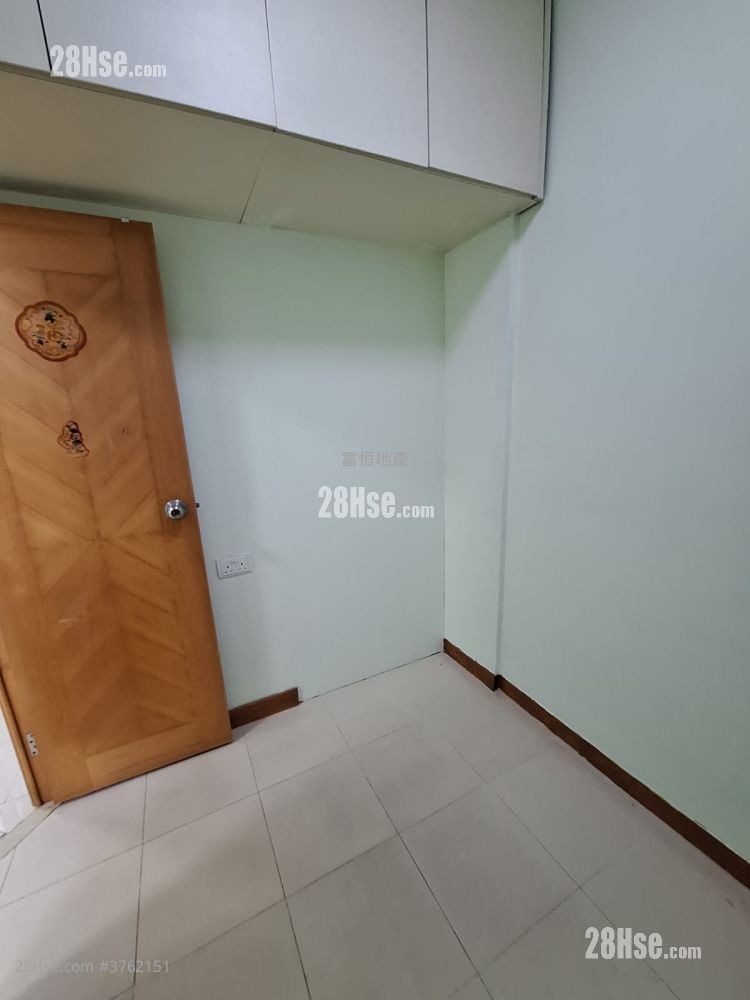 长乐大厦 租盘 2 房 , 1 浴室 302 平方尺