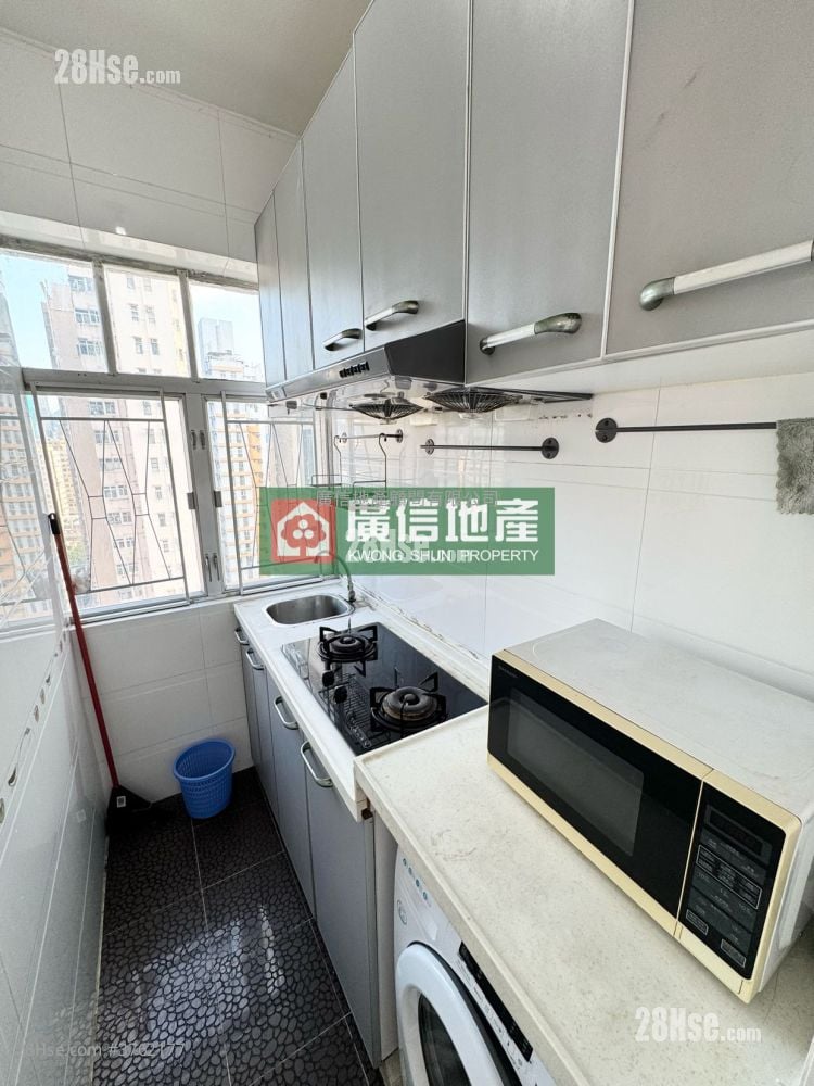 Shui Fung Building Sell 2 Bedrooms , 1 Bathroom 249 ft²
