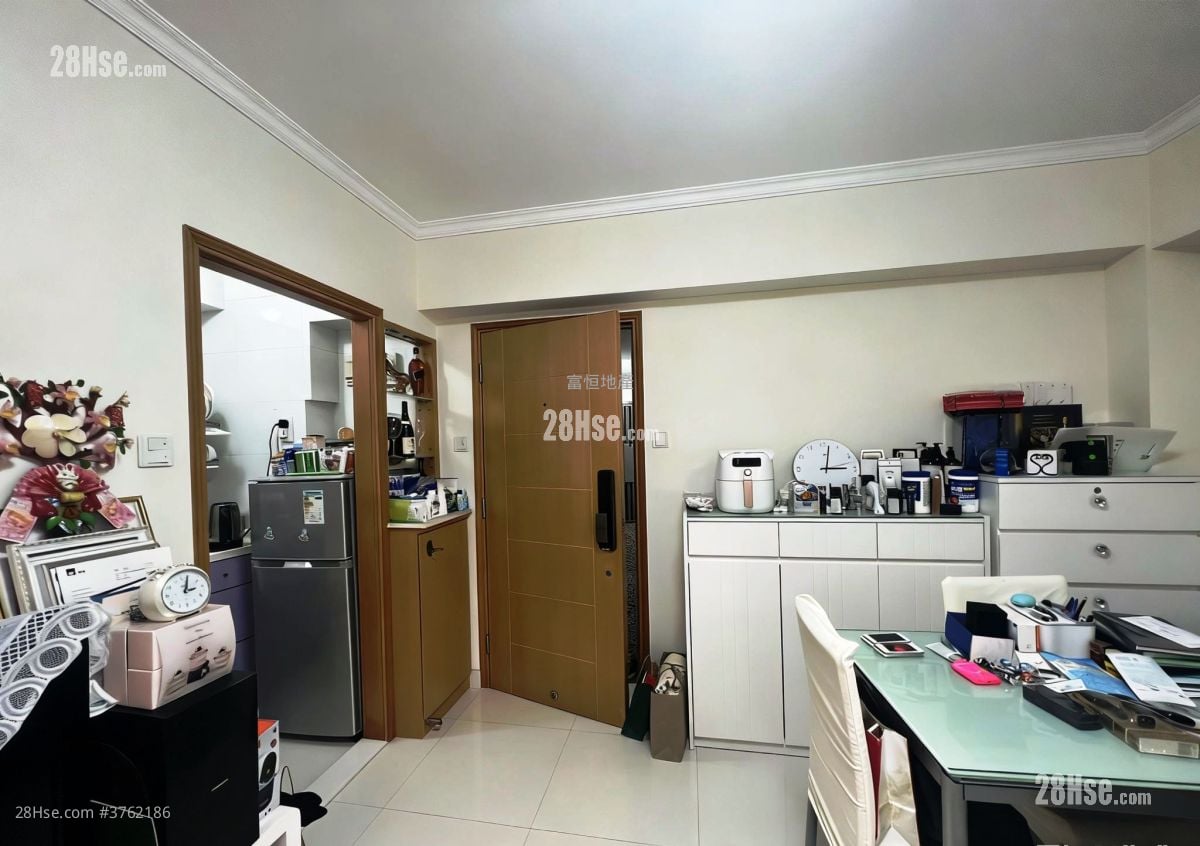 Whampoa Estate Sell 2 Bedrooms , 1 Bathroom 401 ft²