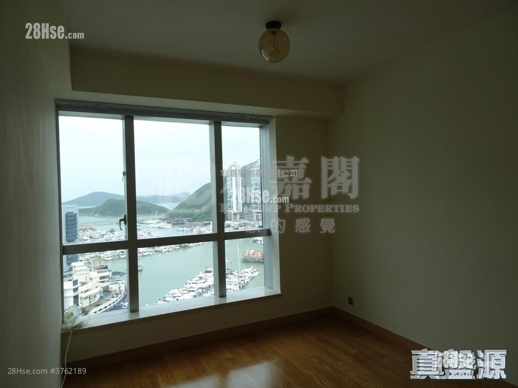 深湾9号 售盘 3 房 , 2 浴室 1,249 平方尺