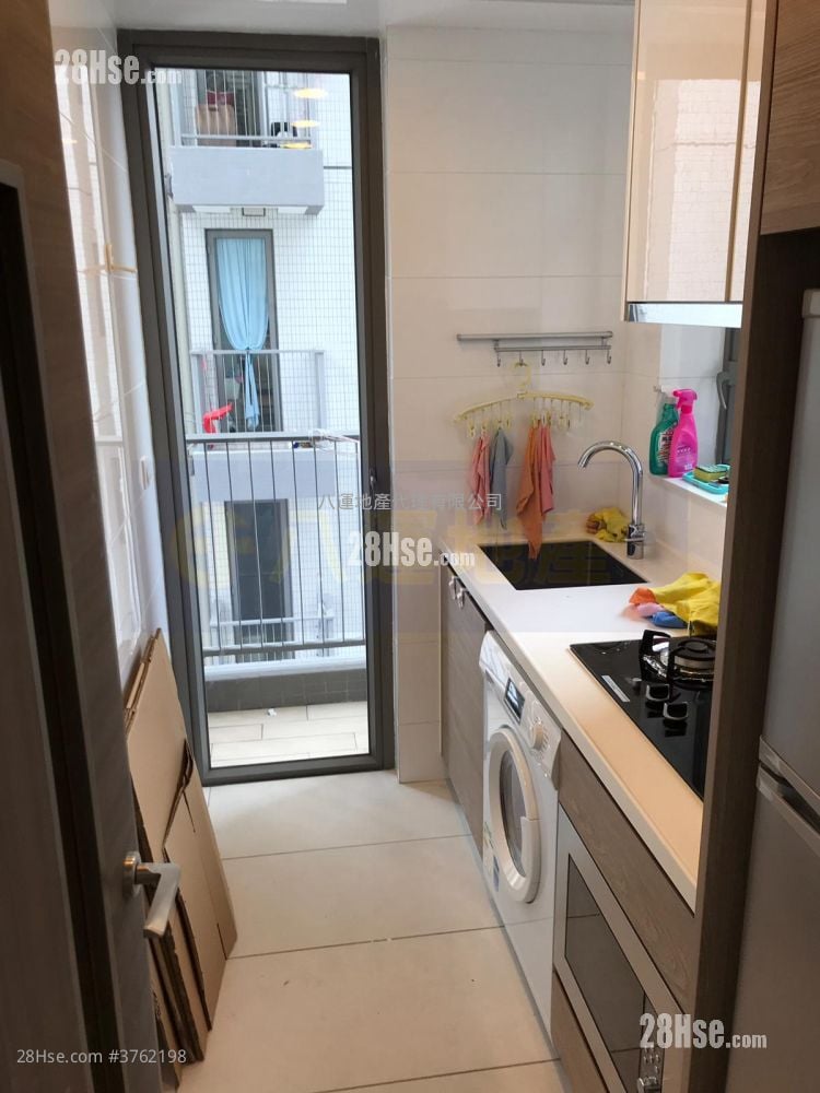 Heya Crystal Sell 2 Bedrooms , 1 Bathroom 504 ft²