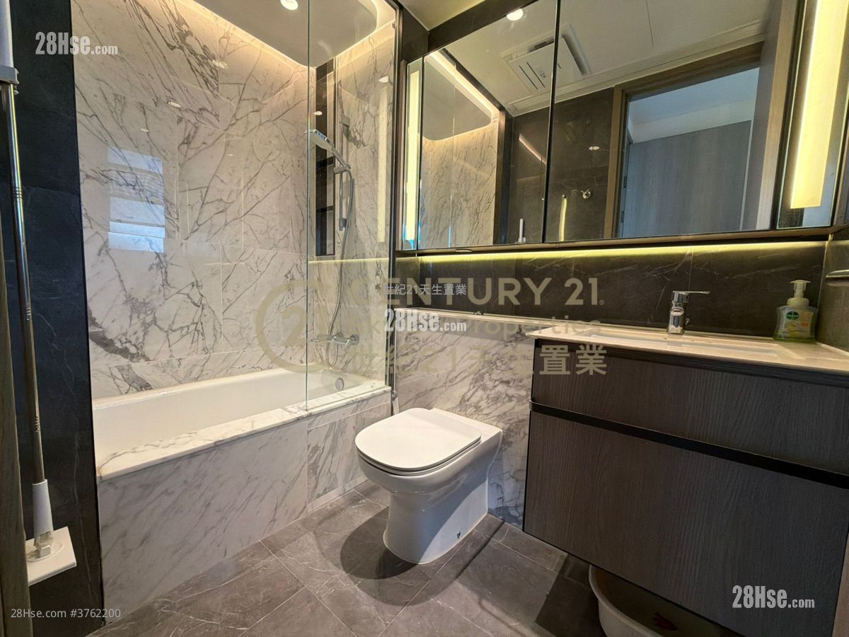 上源 租盘 3 房 , 2 浴室 755 平方尺