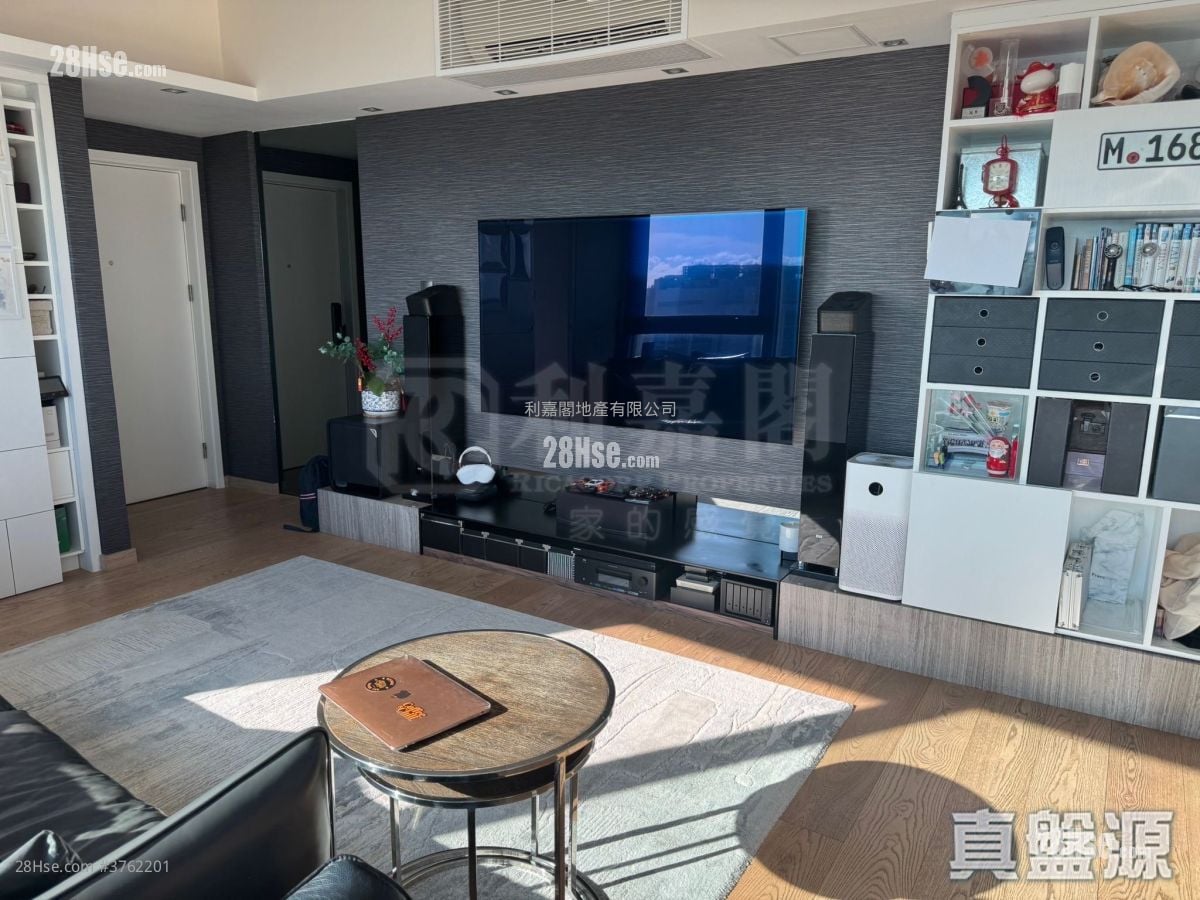 Royalton Sell 3 Bedrooms 1,184 ft²