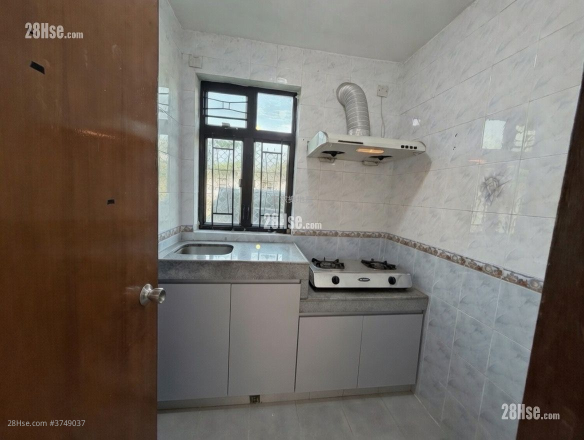 村屋 租盤 開放式間隔 , 1 浴室 700 平方呎