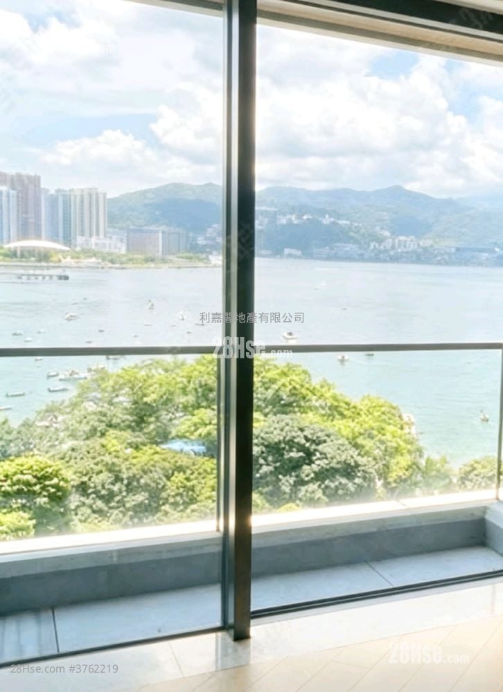 云海 售盘 5+ 房 , 3 浴室 967 平方尺