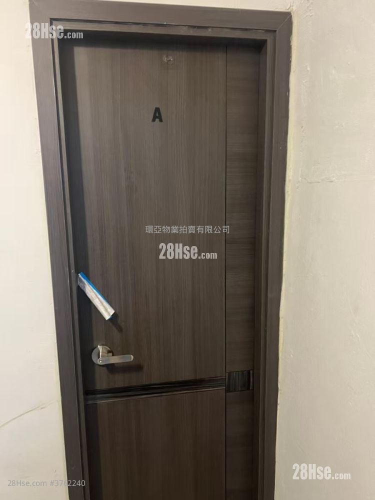 唐楼 售盘 5+ 房 , 5+ 浴室 871 平方尺