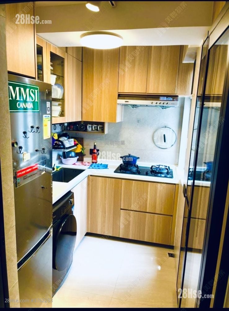 Kornhill Sell 2 Bedrooms 499 ft²