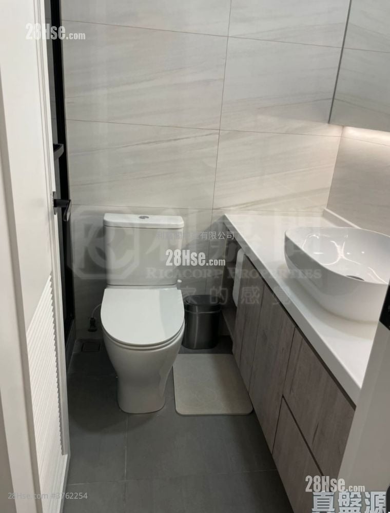 The Palazzo Sell 2 Bedrooms 571 ft²