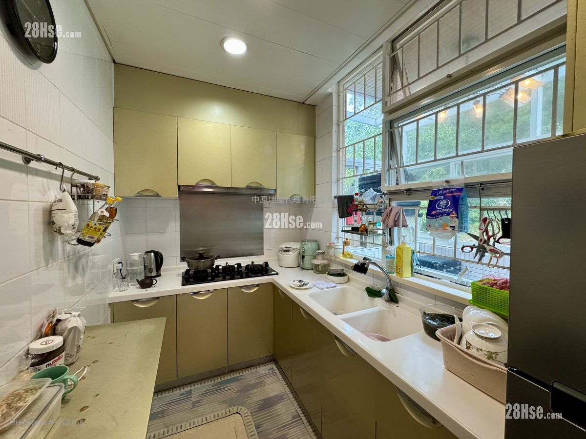 Jc Castle Sell 3 Bedrooms , 3 Bathrooms 1,267 ft²