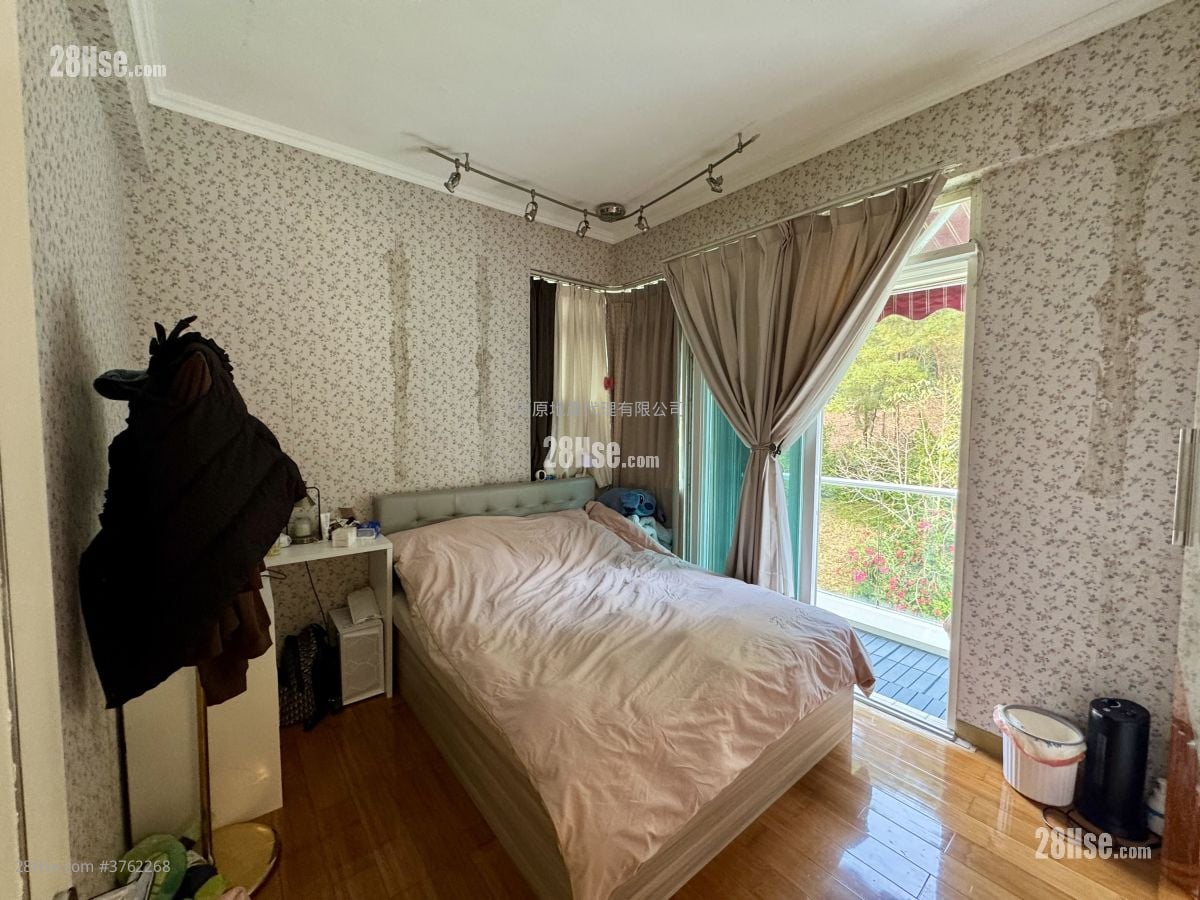 Jc Castle Sell 3 Bedrooms , 3 Bathrooms 1,267 ft²