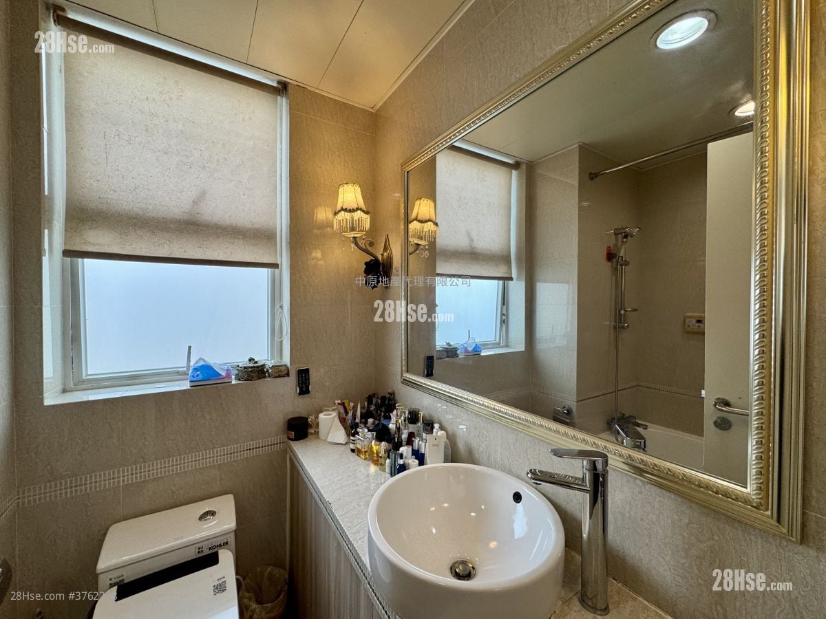 Jc Castle Sell 3 Bedrooms , 3 Bathrooms 1,267 ft²