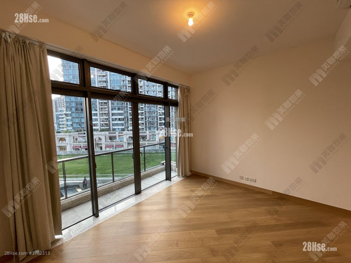 The Wings Sell 5+ Bedrooms , 3 Bathrooms 1,655 ft²