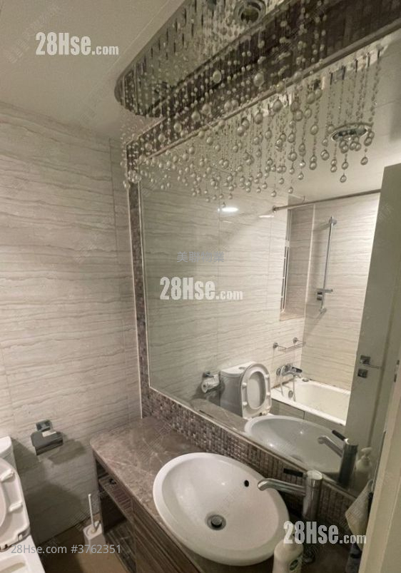 La Splendeur Of Le Prestige Sell 3 Bedrooms , 2 Bathrooms 730 ft²