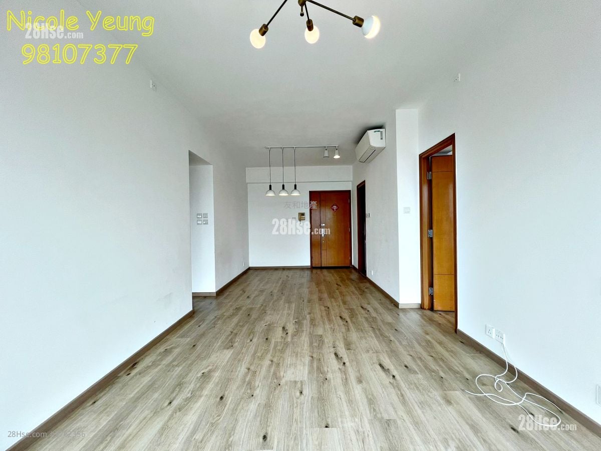 The Bloomsville Sell 3 Bedrooms , 2 Bathrooms 704 ft²