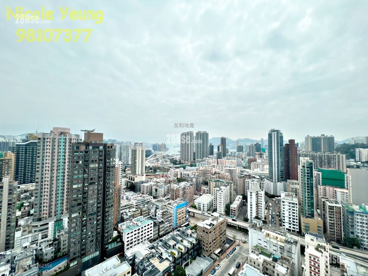 The Bloomsville Sell 3 Bedrooms , 2 Bathrooms 704 ft²