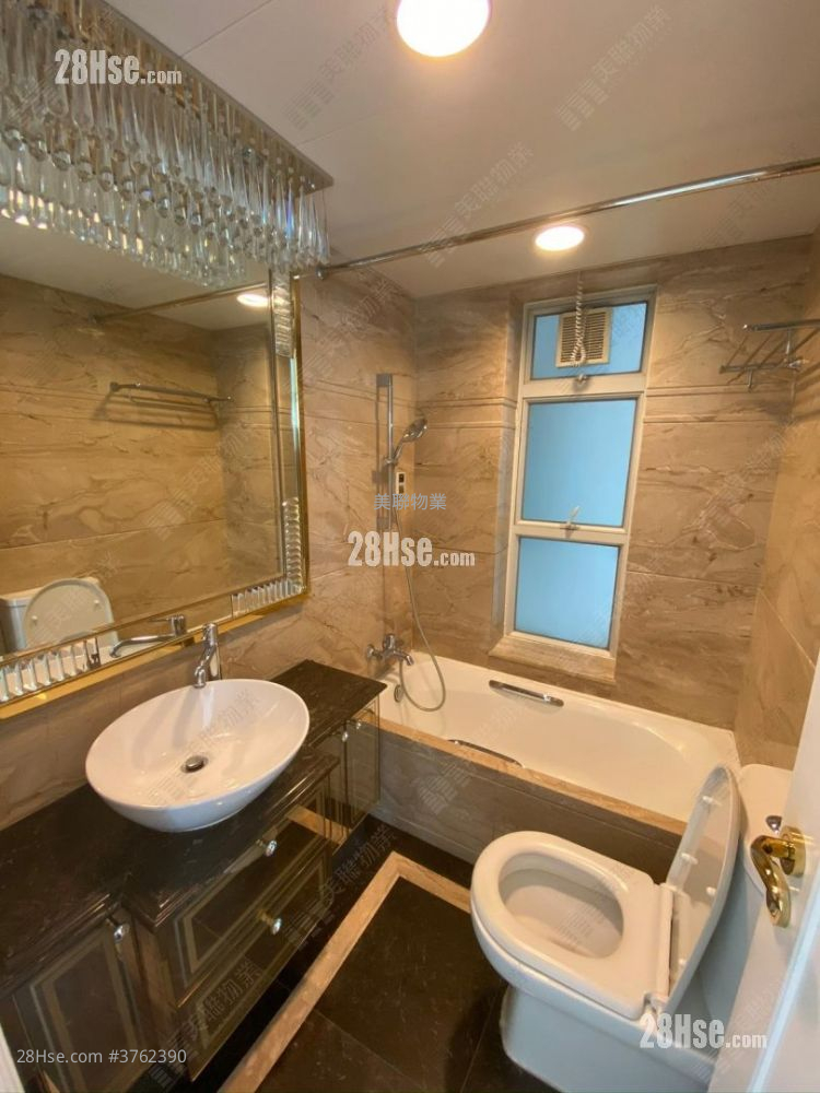 致蓝天 售盘 3 房 , 2 浴室 743 平方尺