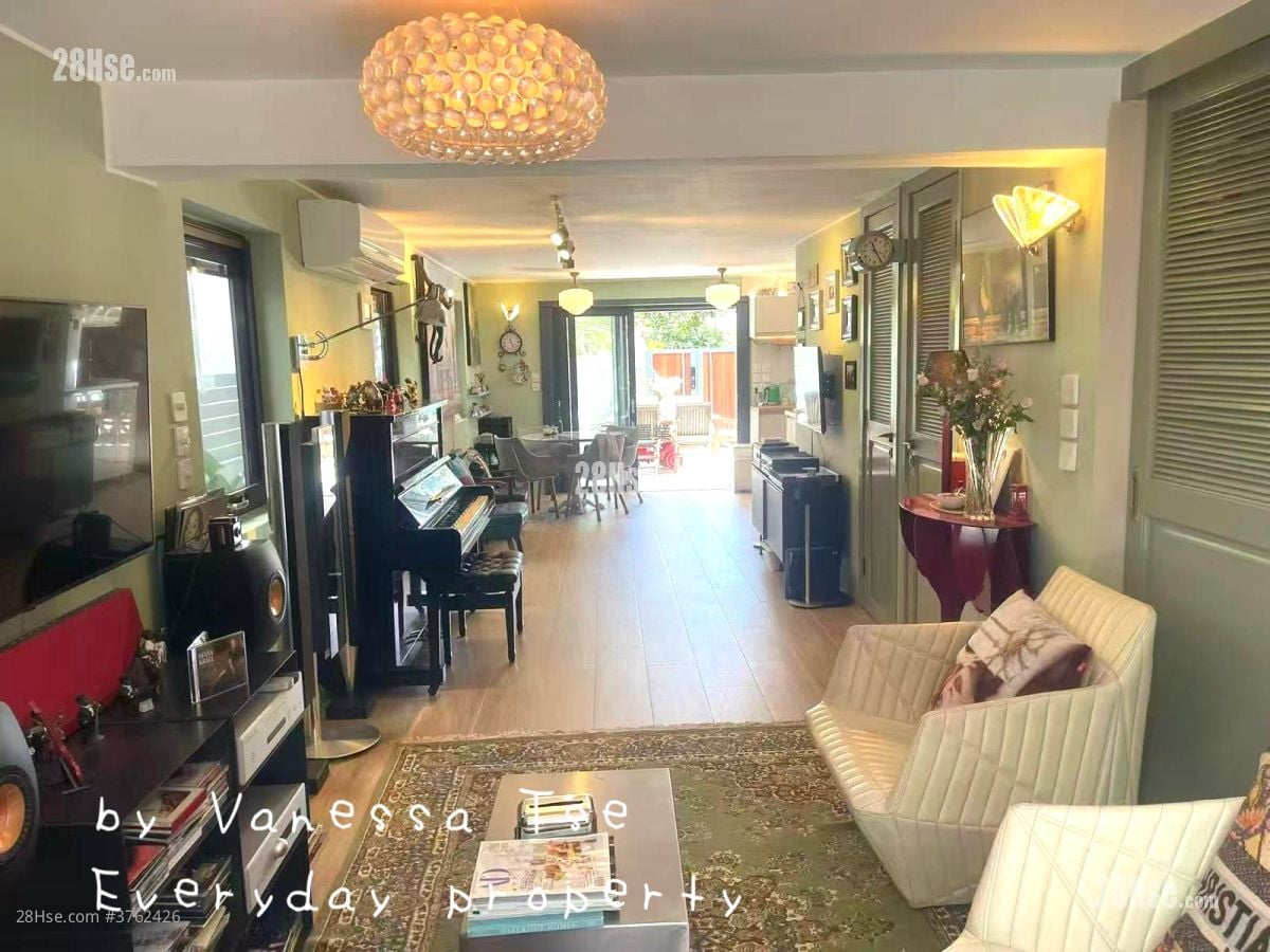 村屋 售盘 2 房 , 1 浴室 700 平方尺