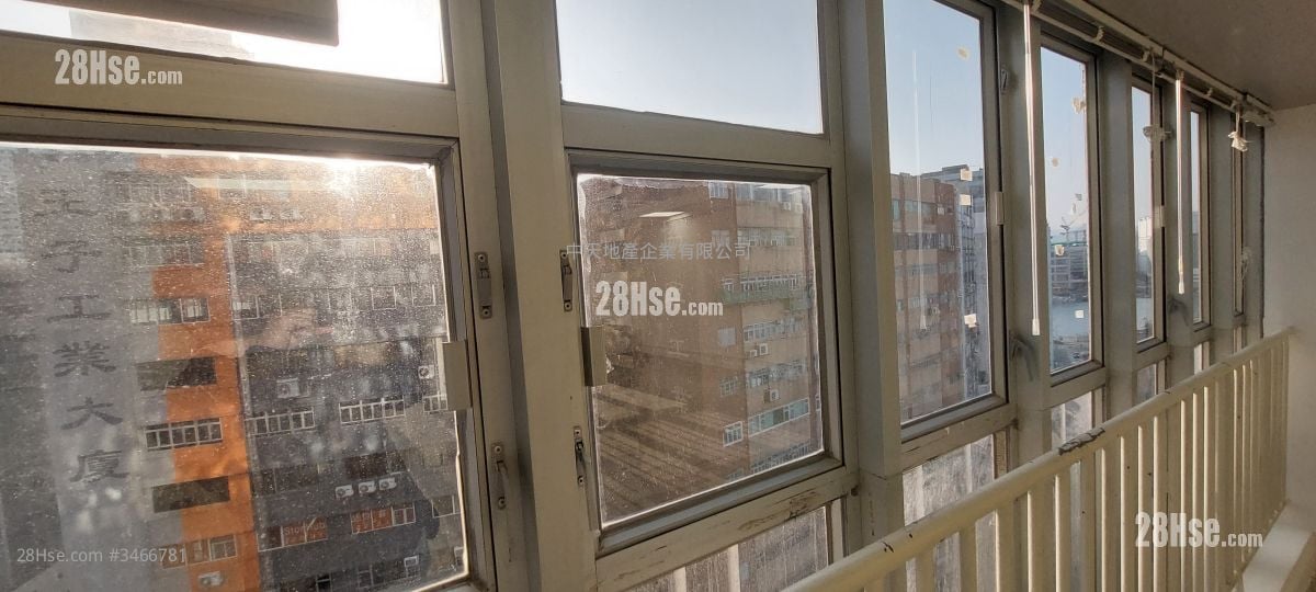 8 Commercial Tower Rental