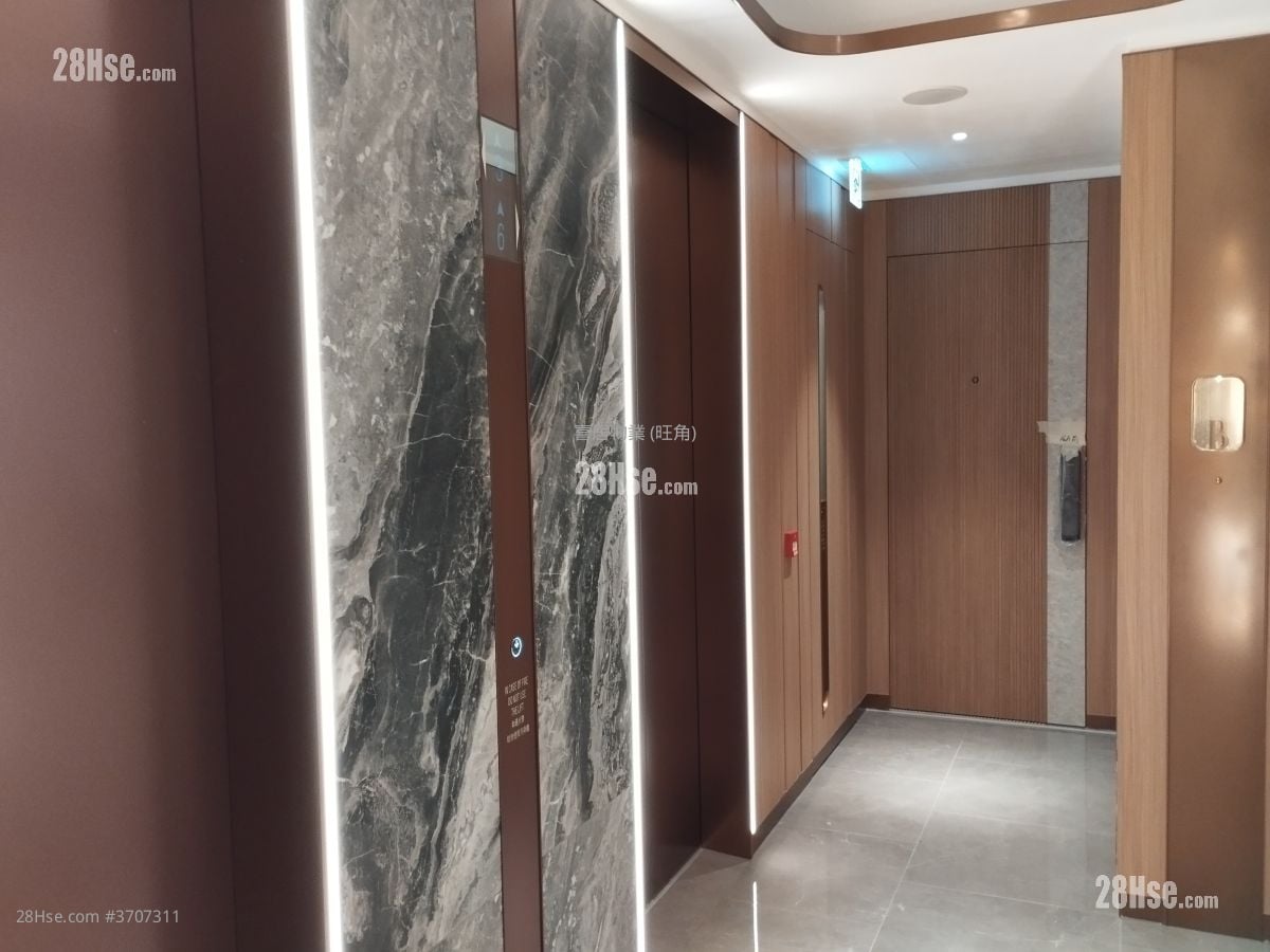Elize Park Rental 2 Bedrooms , 1 Bathroom 243 ft²