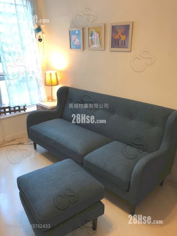 Kornhill Garden Sell 2 Bedrooms , 1 Bathroom 431 ft²